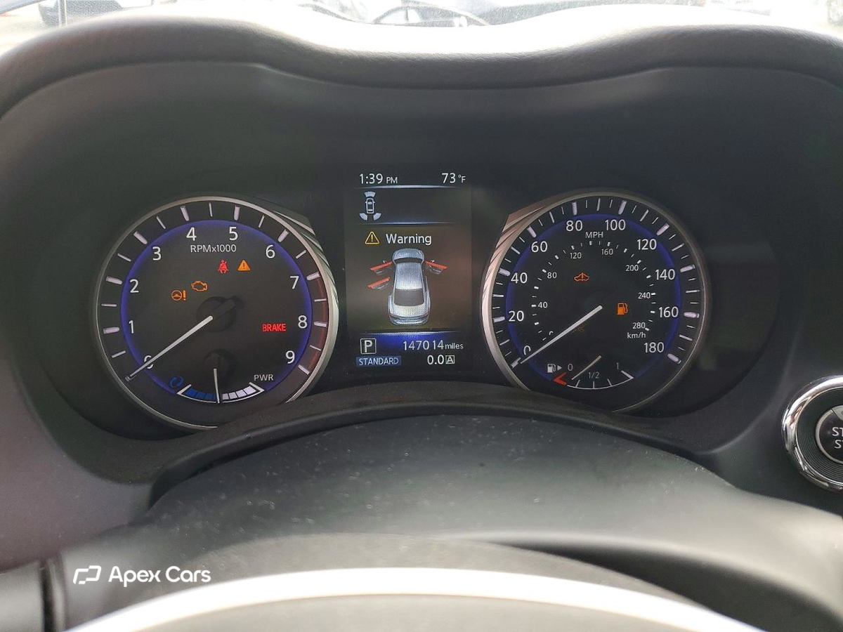 Infiniti Q50 2015