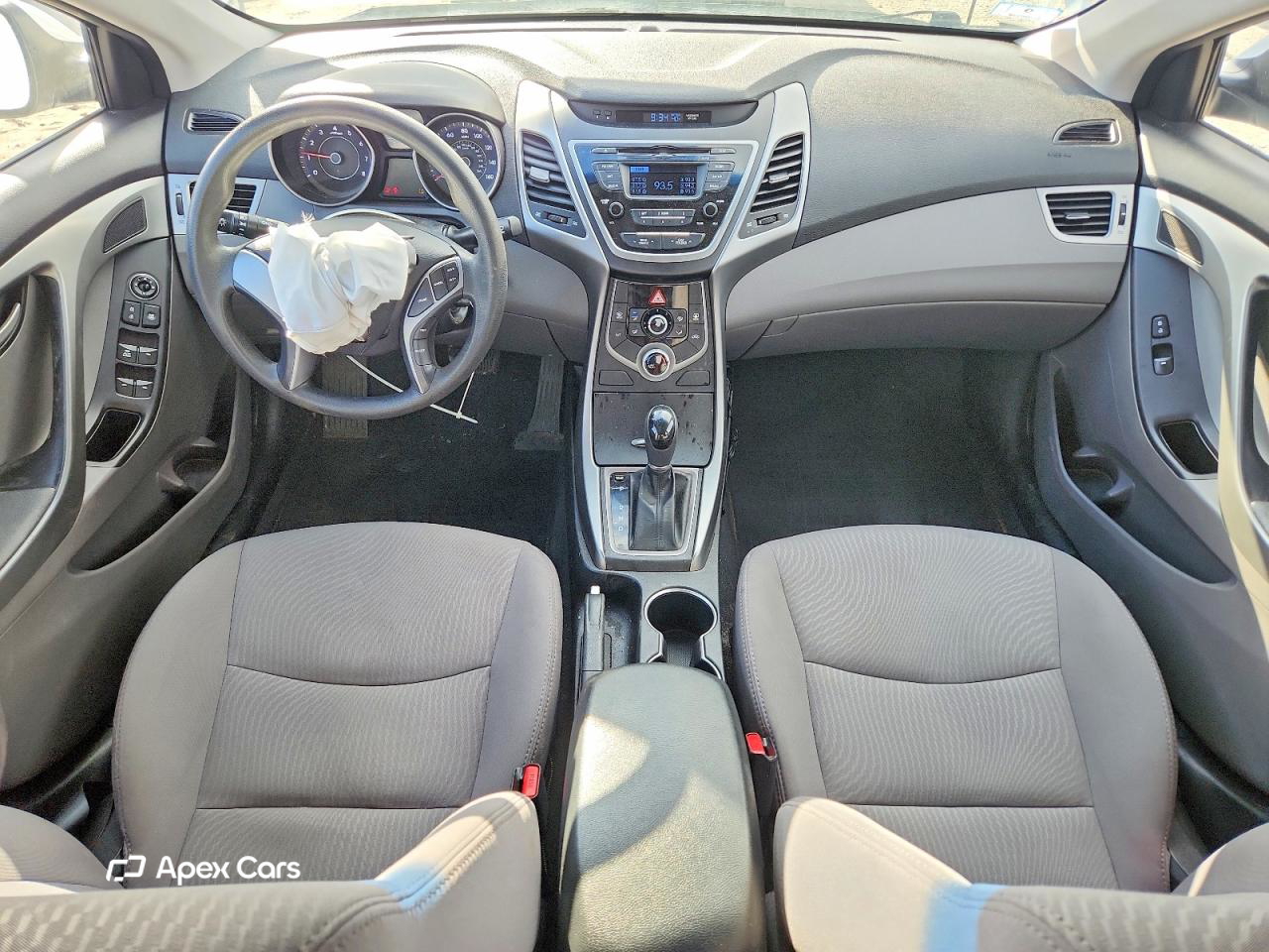 Hyundai Elantra 2016