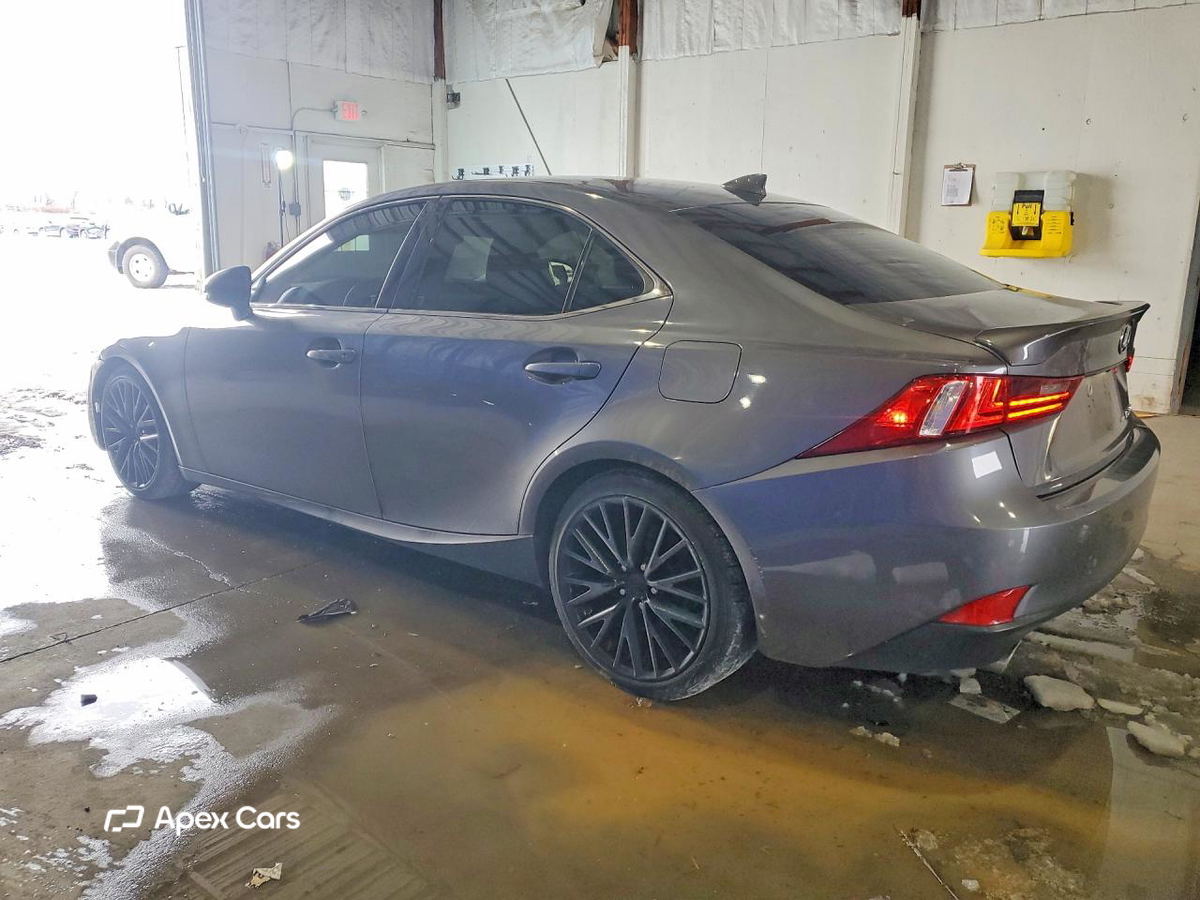 Lexus IS 2015