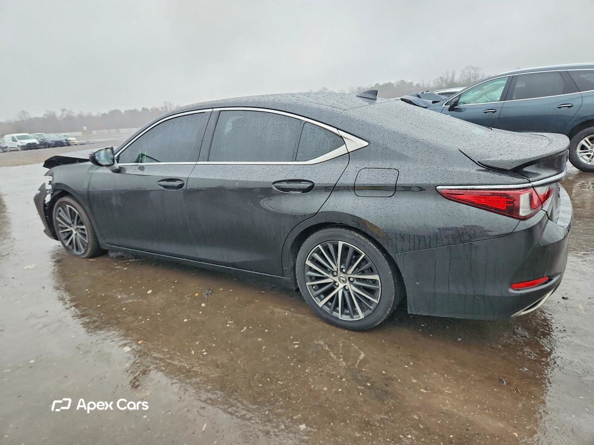 Lexus ES 2022