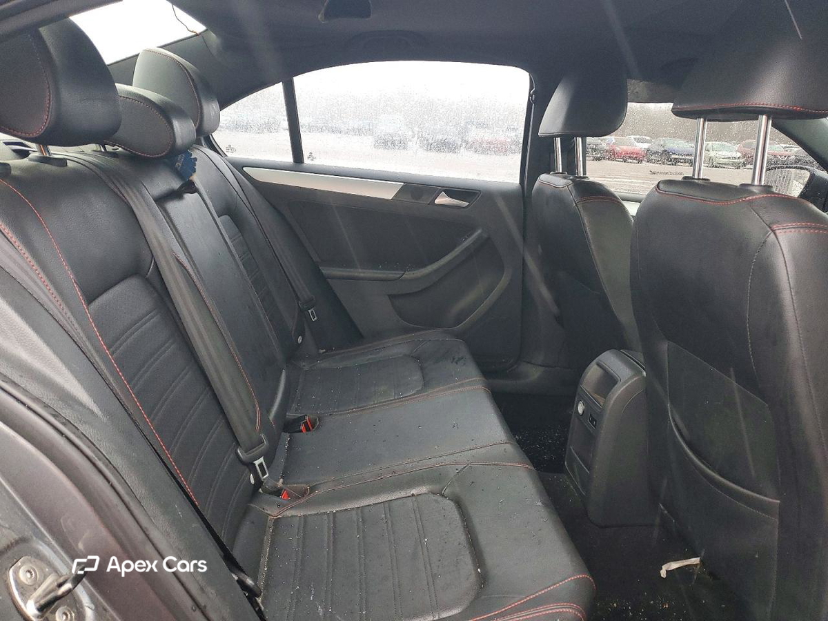 Volkswagen Jetta 2013