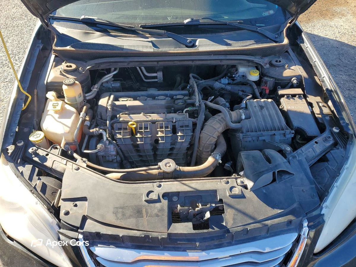 Chrysler 200 2013