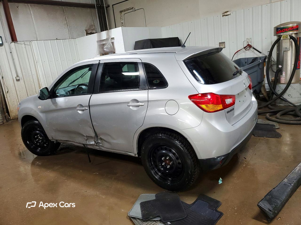 Mitsubishi Outlander 2015