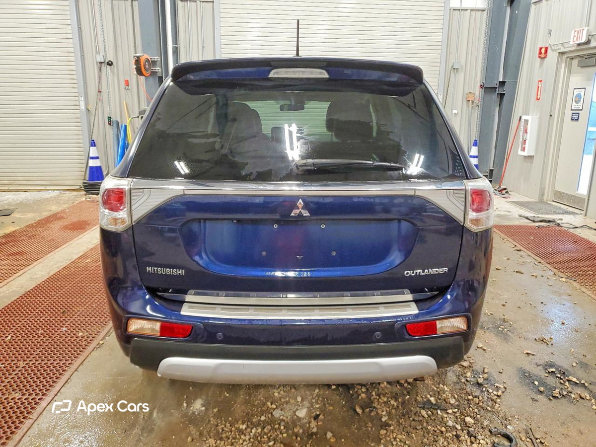 Mitsubishi Outlander 2015