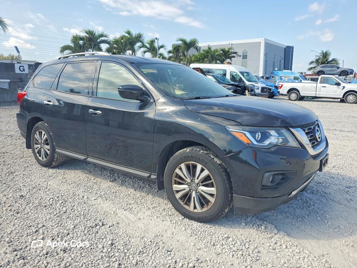 Nissan Pathfinder 2018