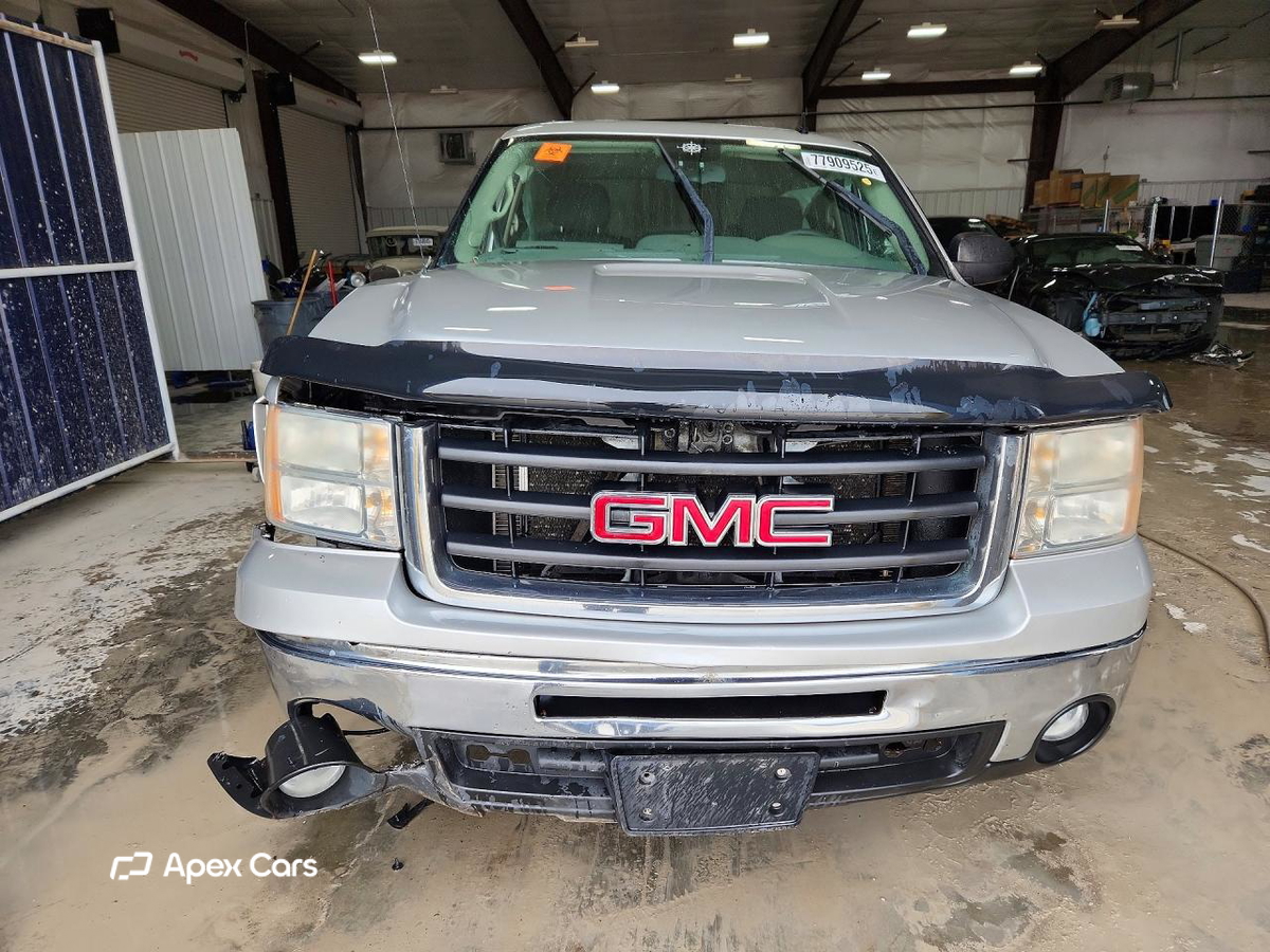 GMC Sierra 2010