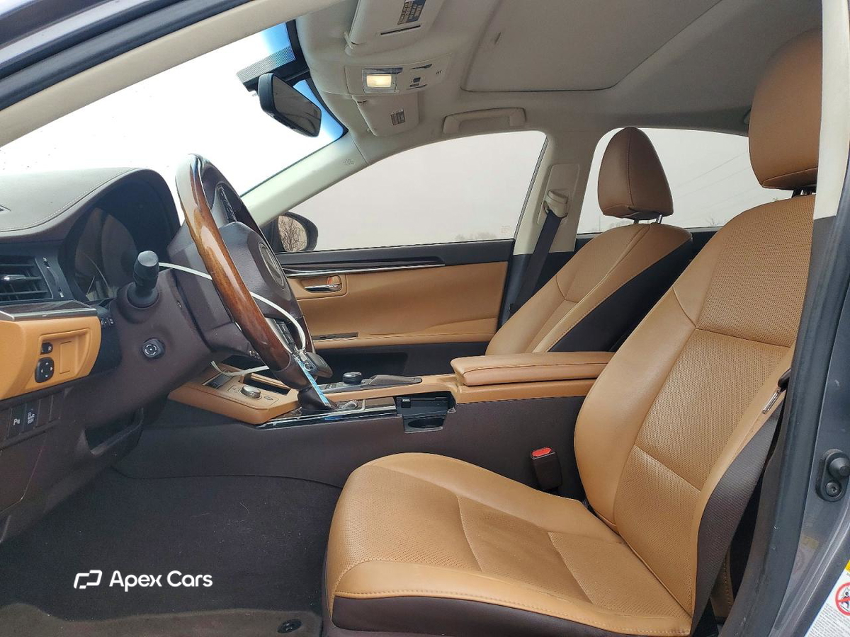 Lexus ES 2016