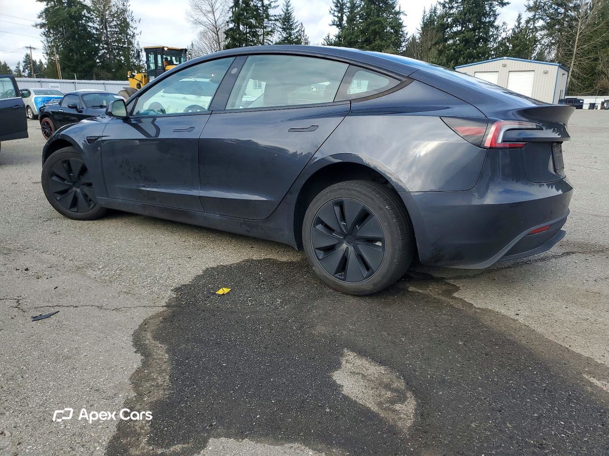 Tesla Model 3 2024