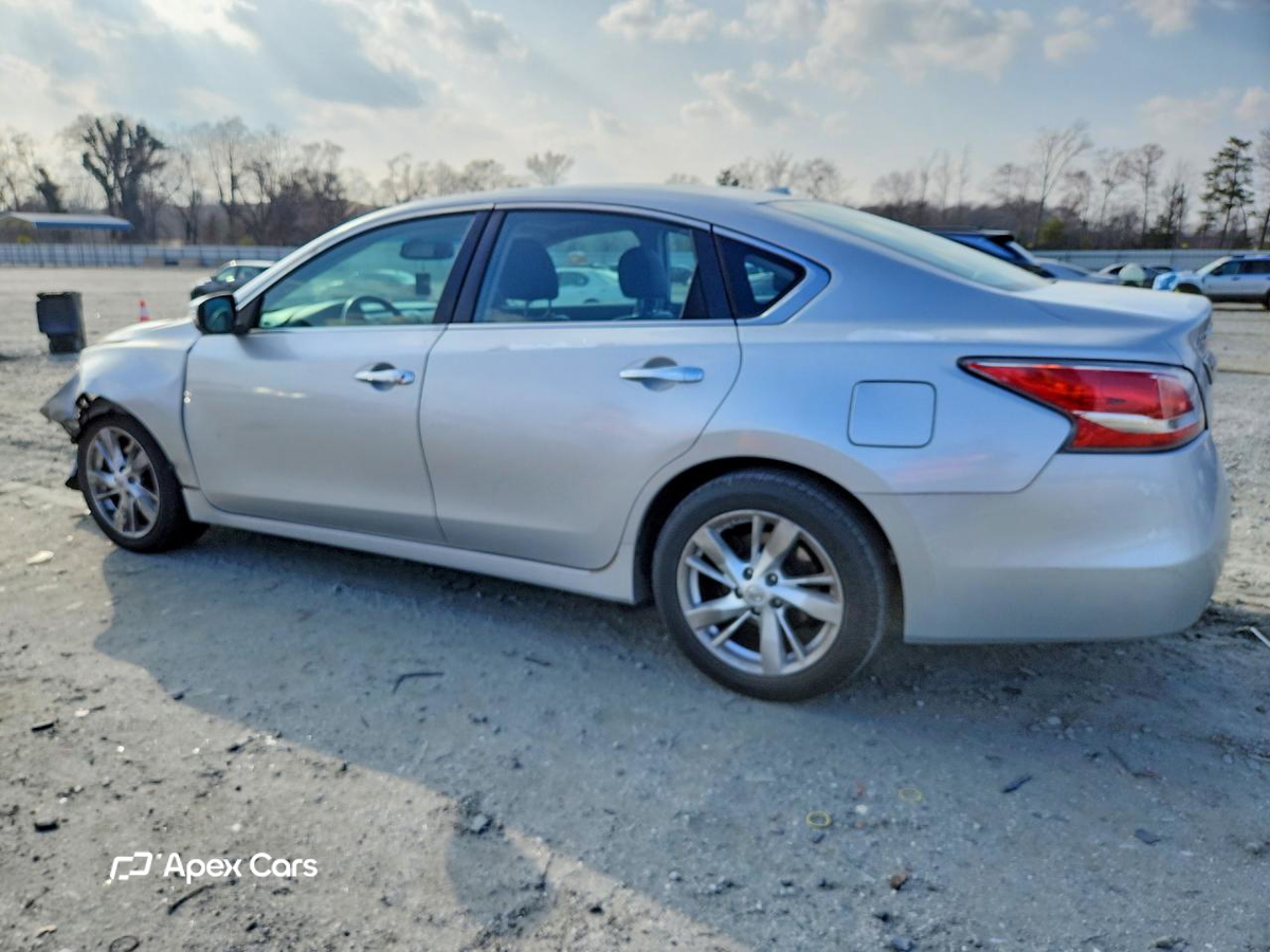 Nissan Altima 2015