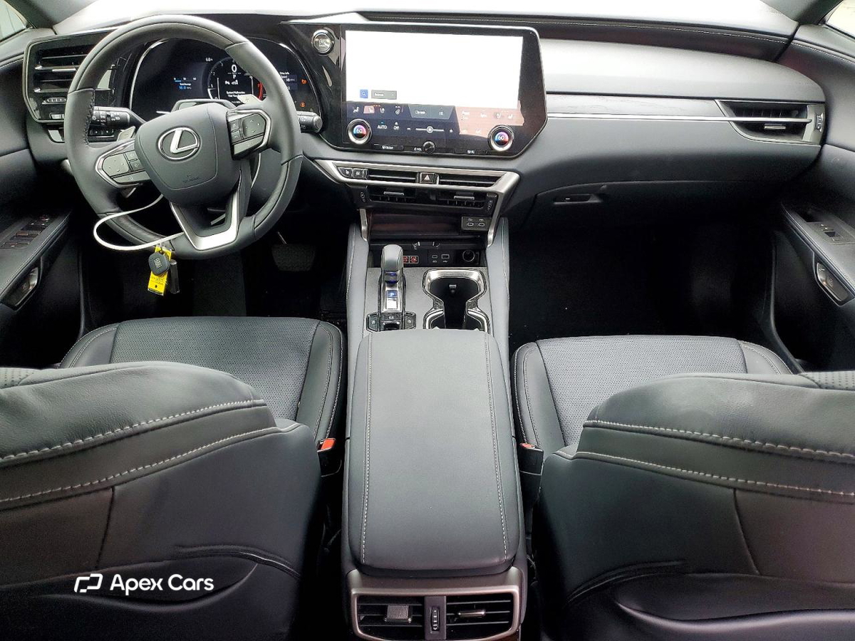 Lexus RX 2025