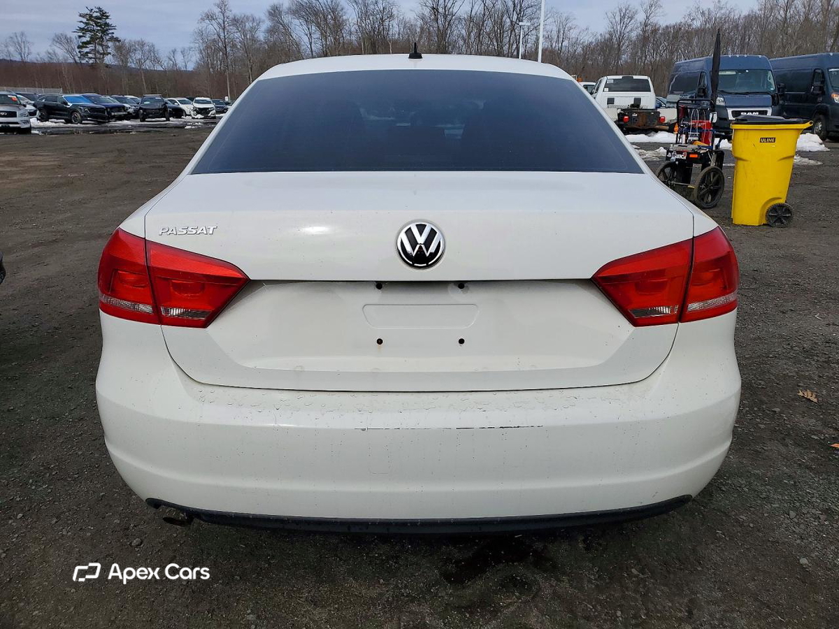 Volkswagen Passat 2013