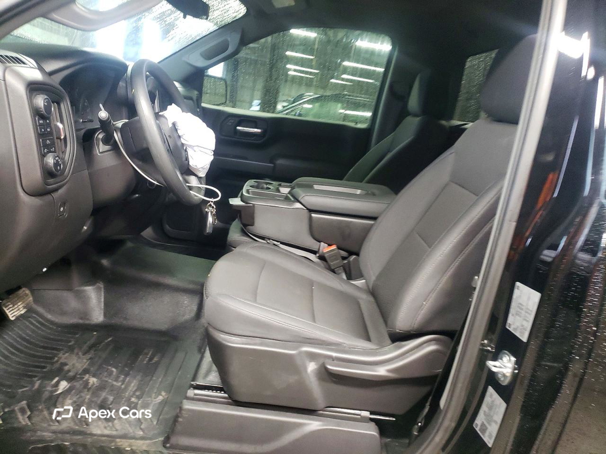 Chevrolet Silverado 2025