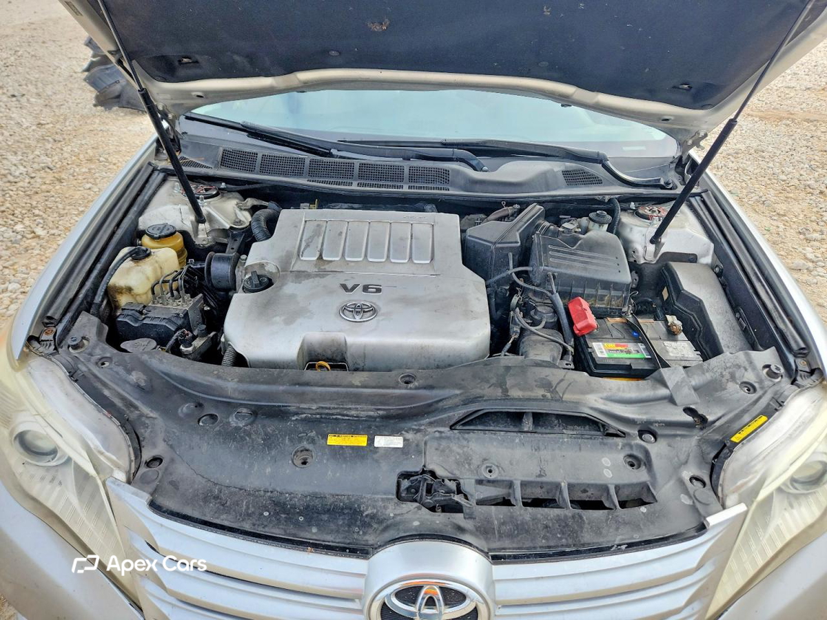 Toyota Avalon 2011