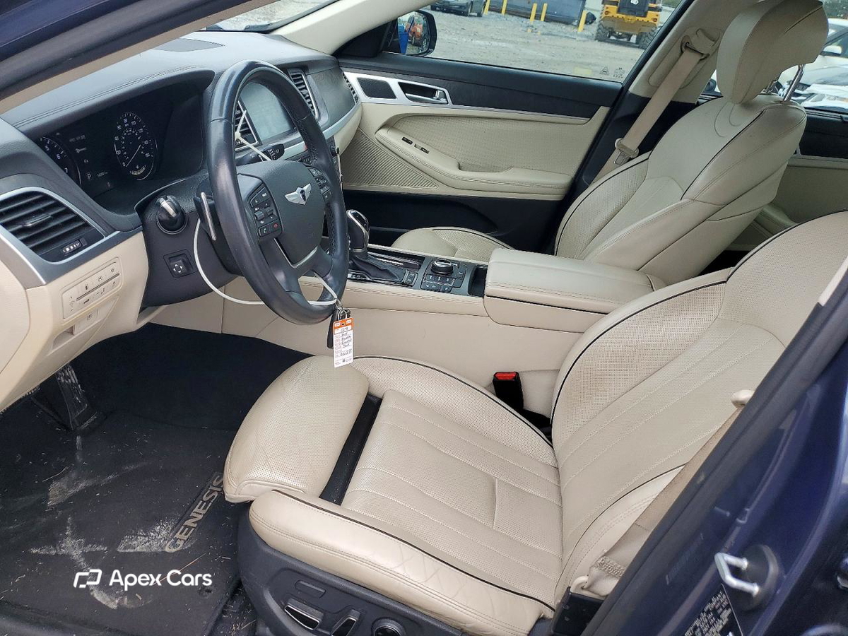 Hyundai Genesis 2015