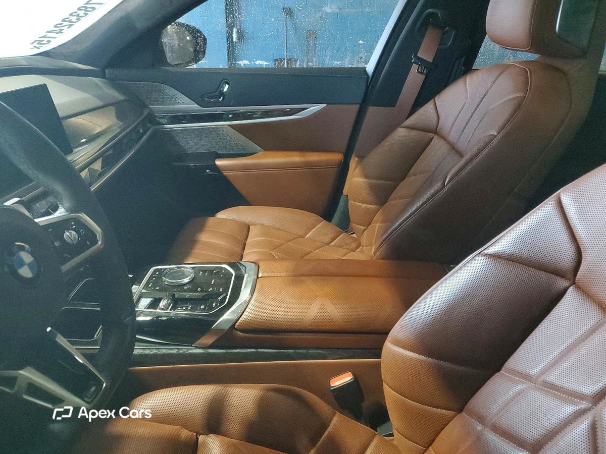 BMW Series 7 2023