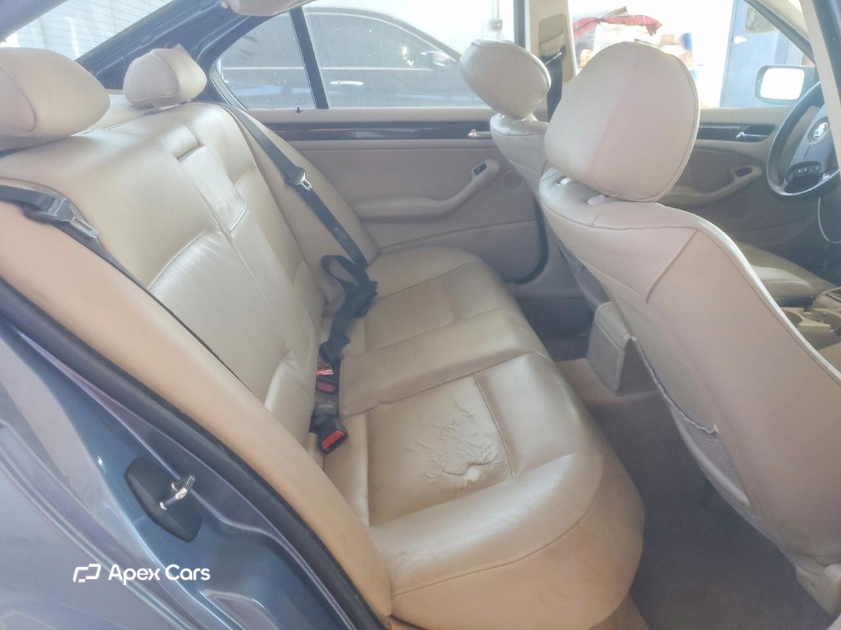 BMW Series 3 2002
