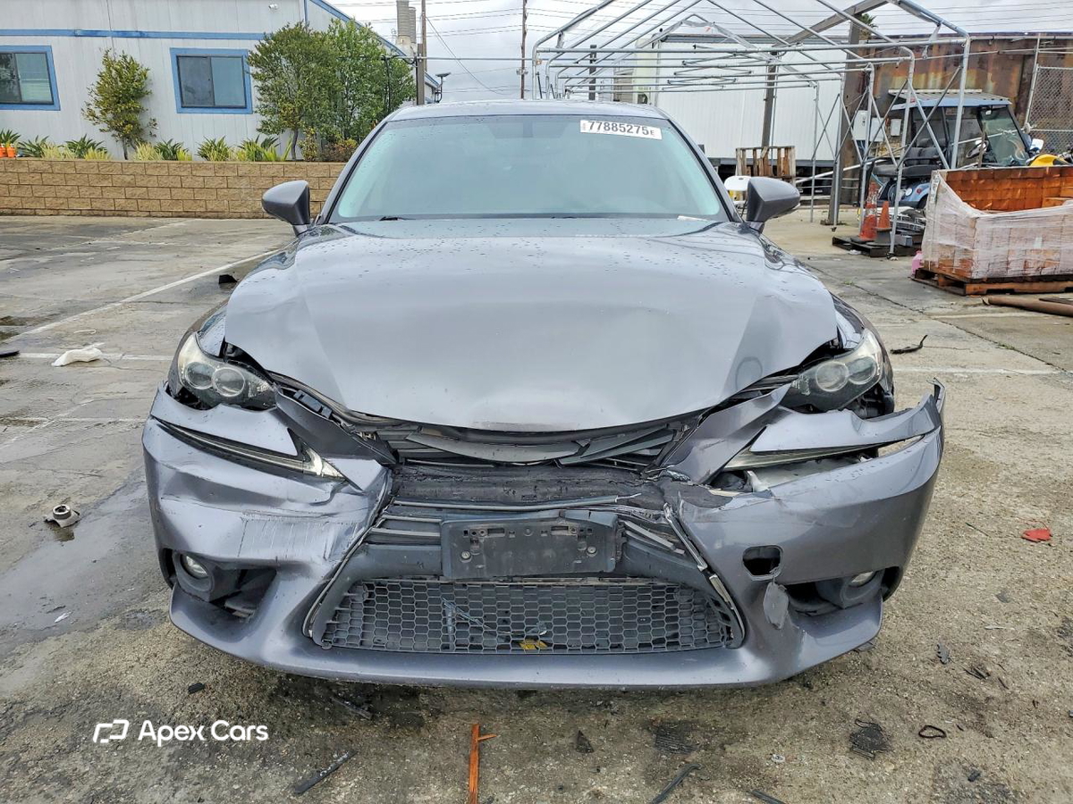 Lexus IS 2015