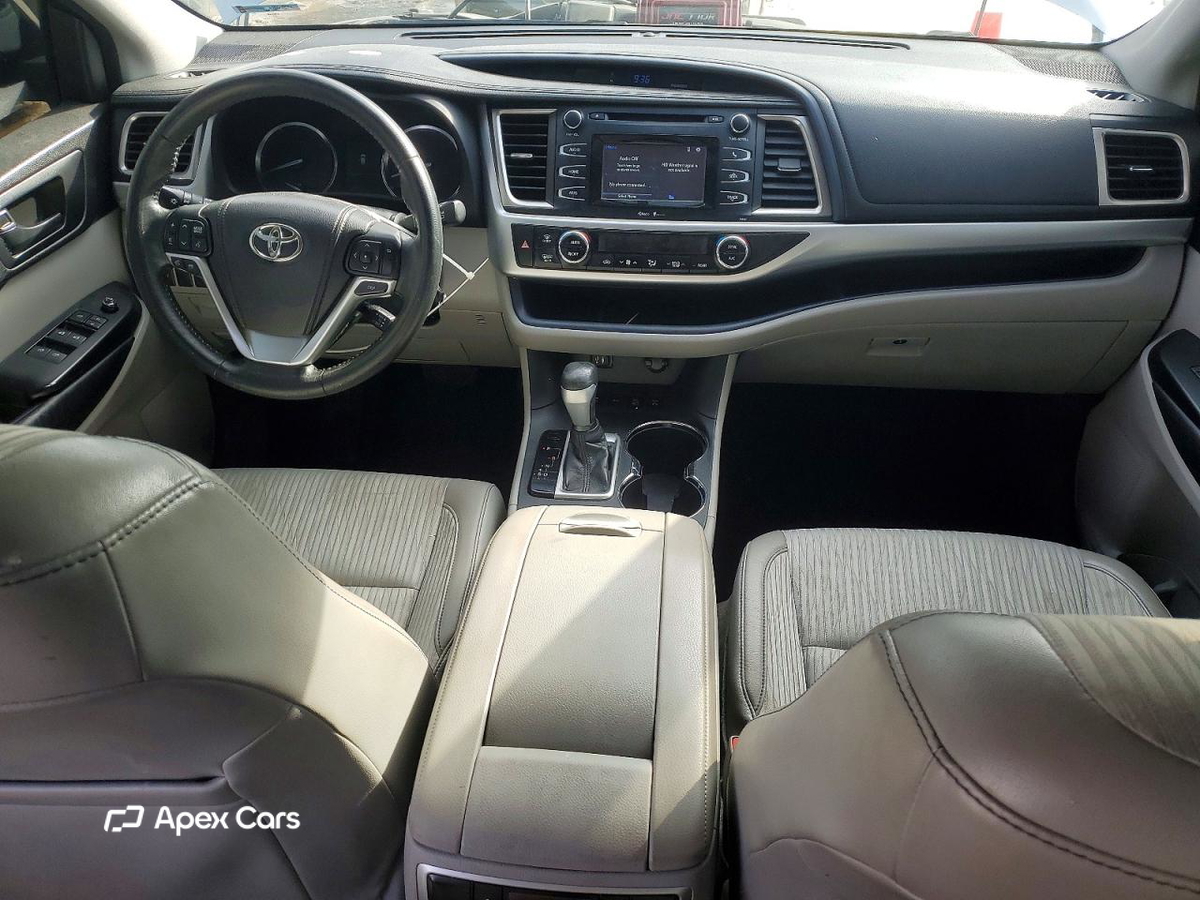 Toyota Highlander 2015