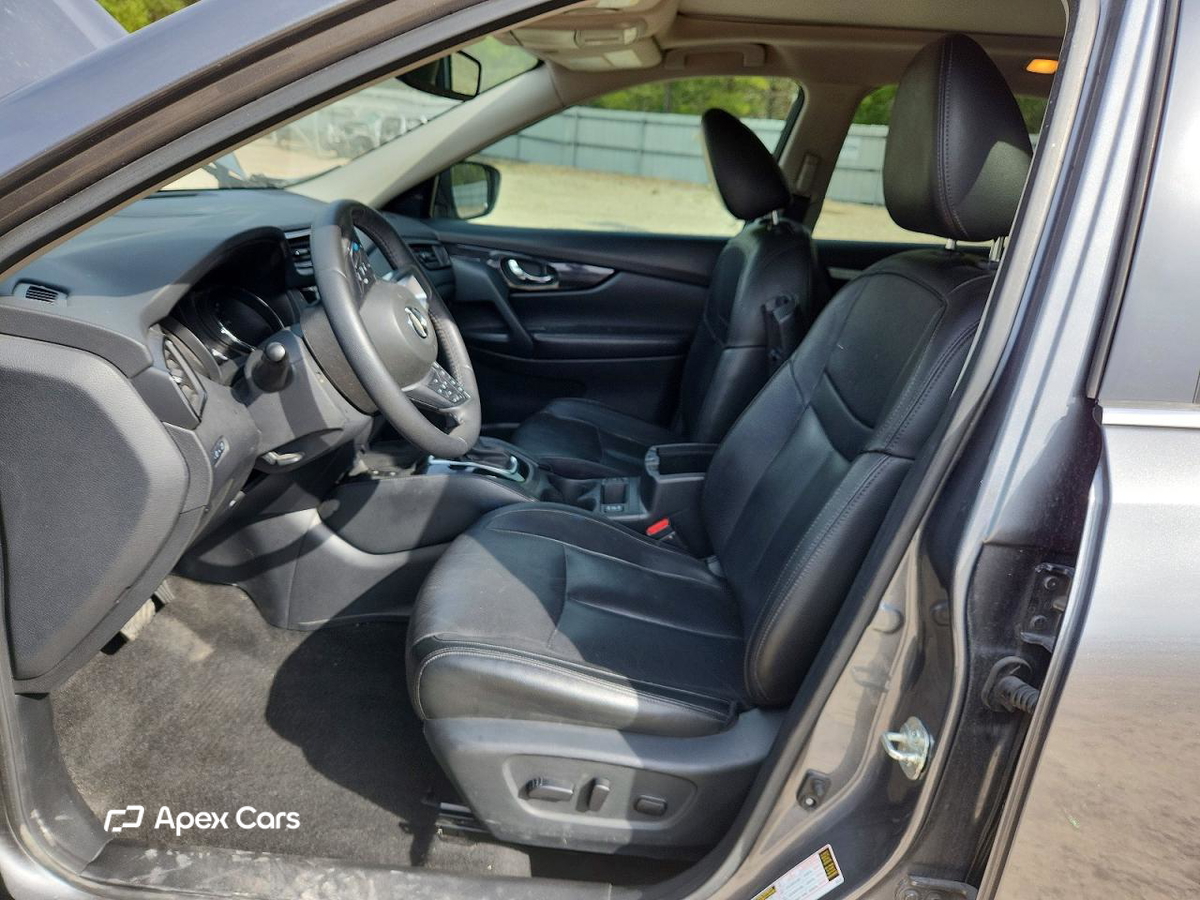 Nissan Rogue 2020