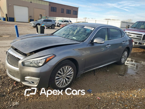 Infiniti Q70 2015 - Image 1 of 13