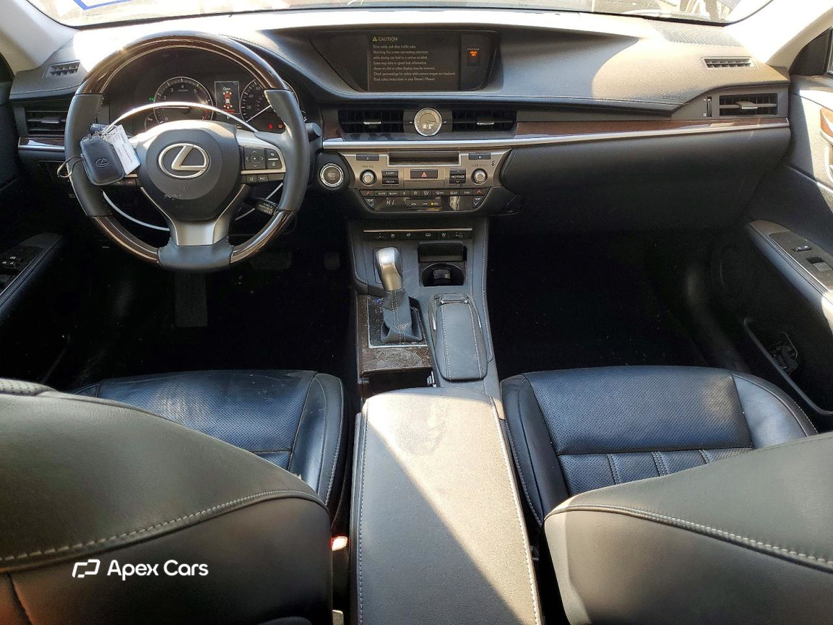 Lexus ES 2017