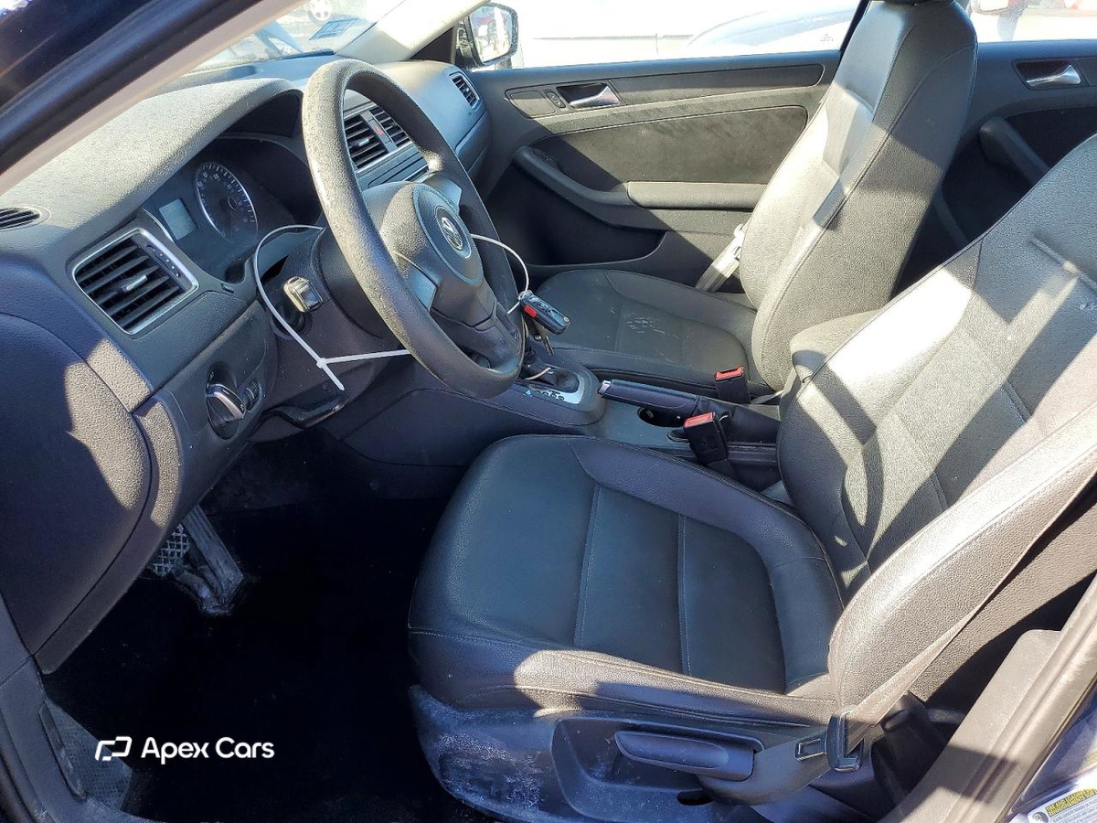 Volkswagen Jetta 2012