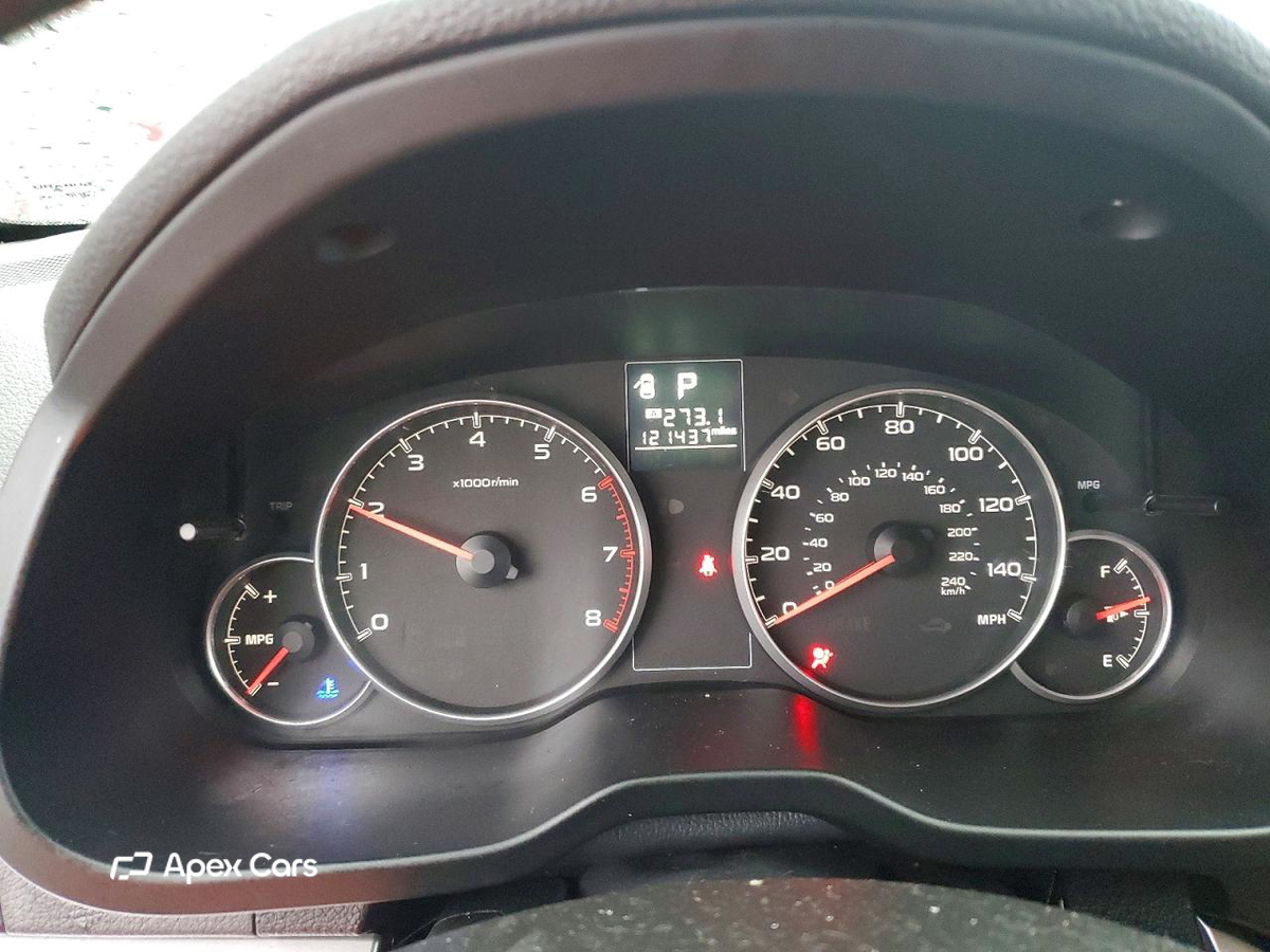 Subaru Legacy 2014