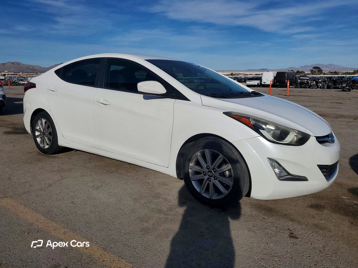 Hyundai Elantra 2016