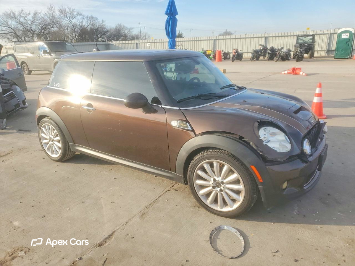 MINI Cooper 2010