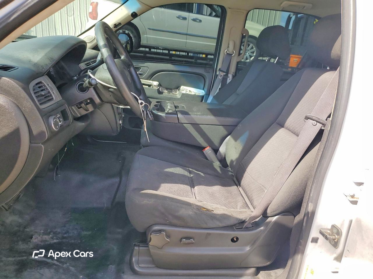Chevrolet Tahoe 2012