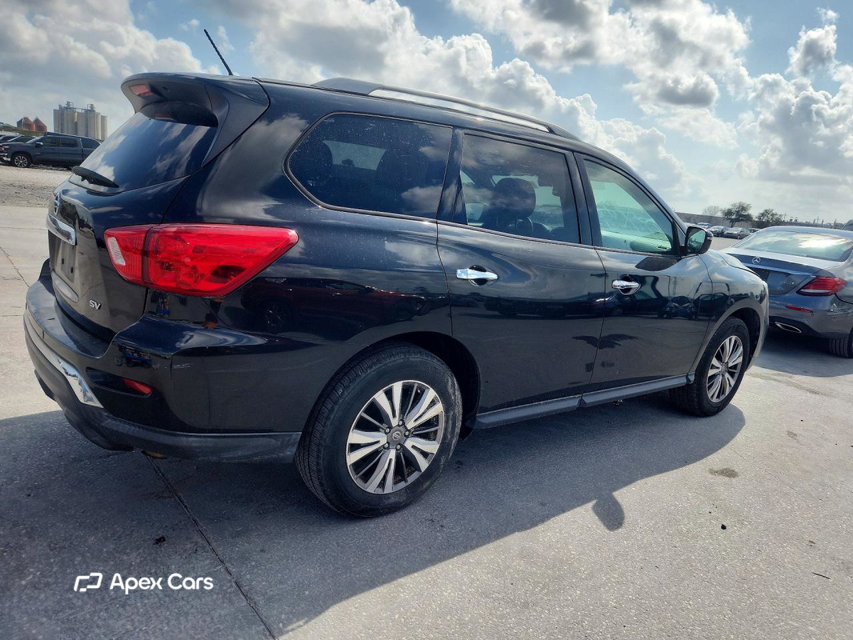 Nissan Pathfinder 2018