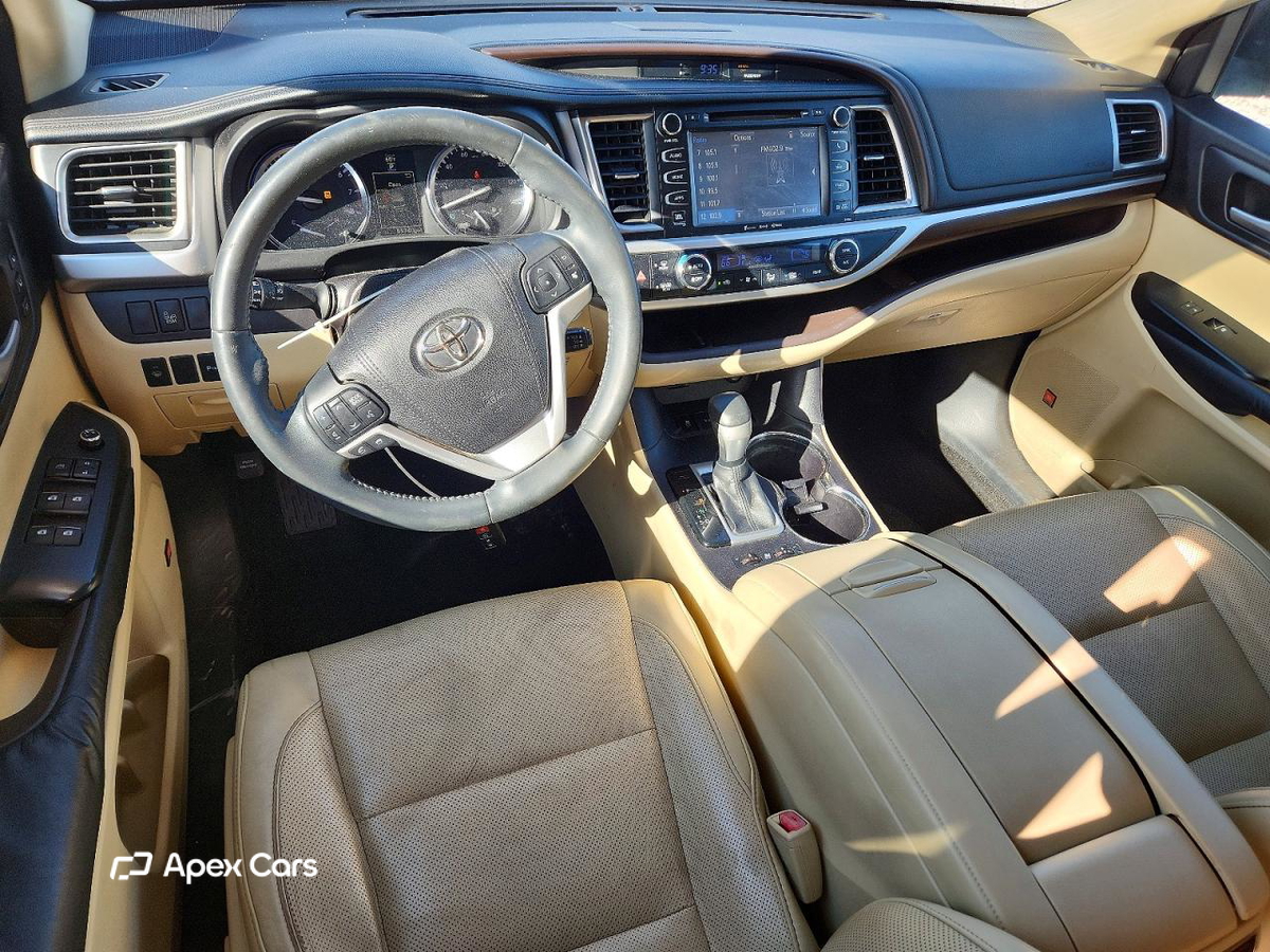 Toyota Highlander 2016