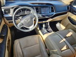 Toyota Highlander 2016