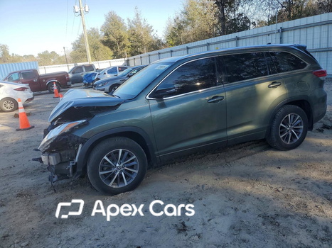 Toyota Highlander 2018 - Image 1 of 15