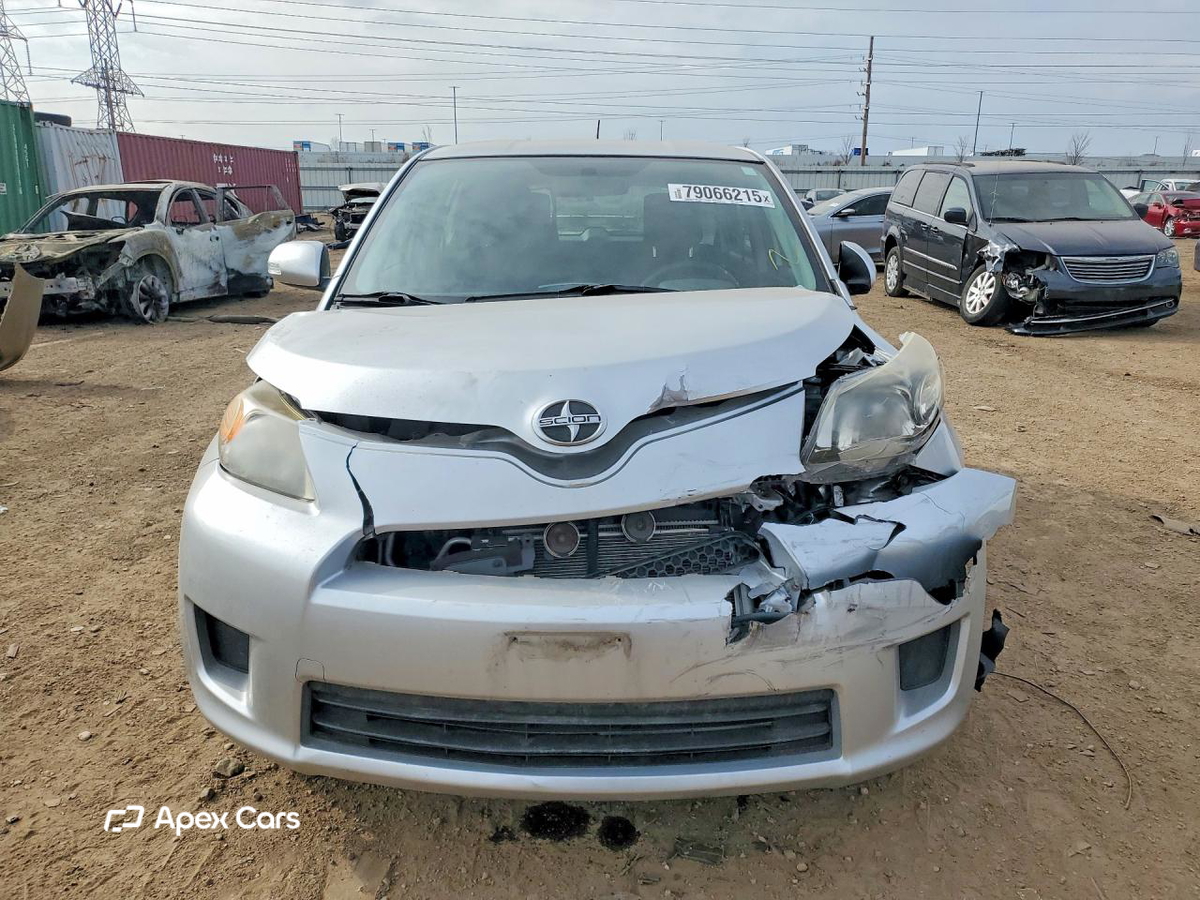 Scion xD 2014