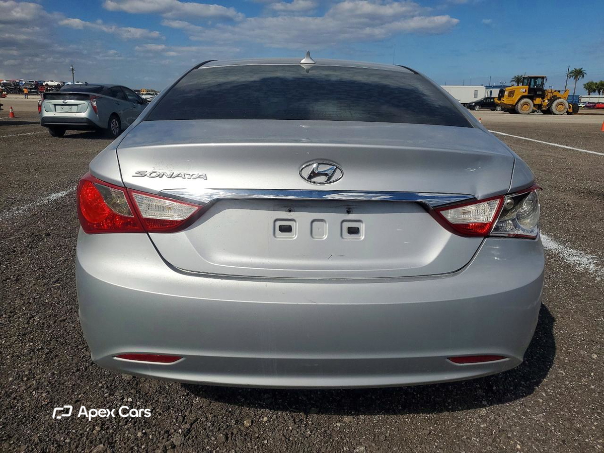 Hyundai Sonata 2013