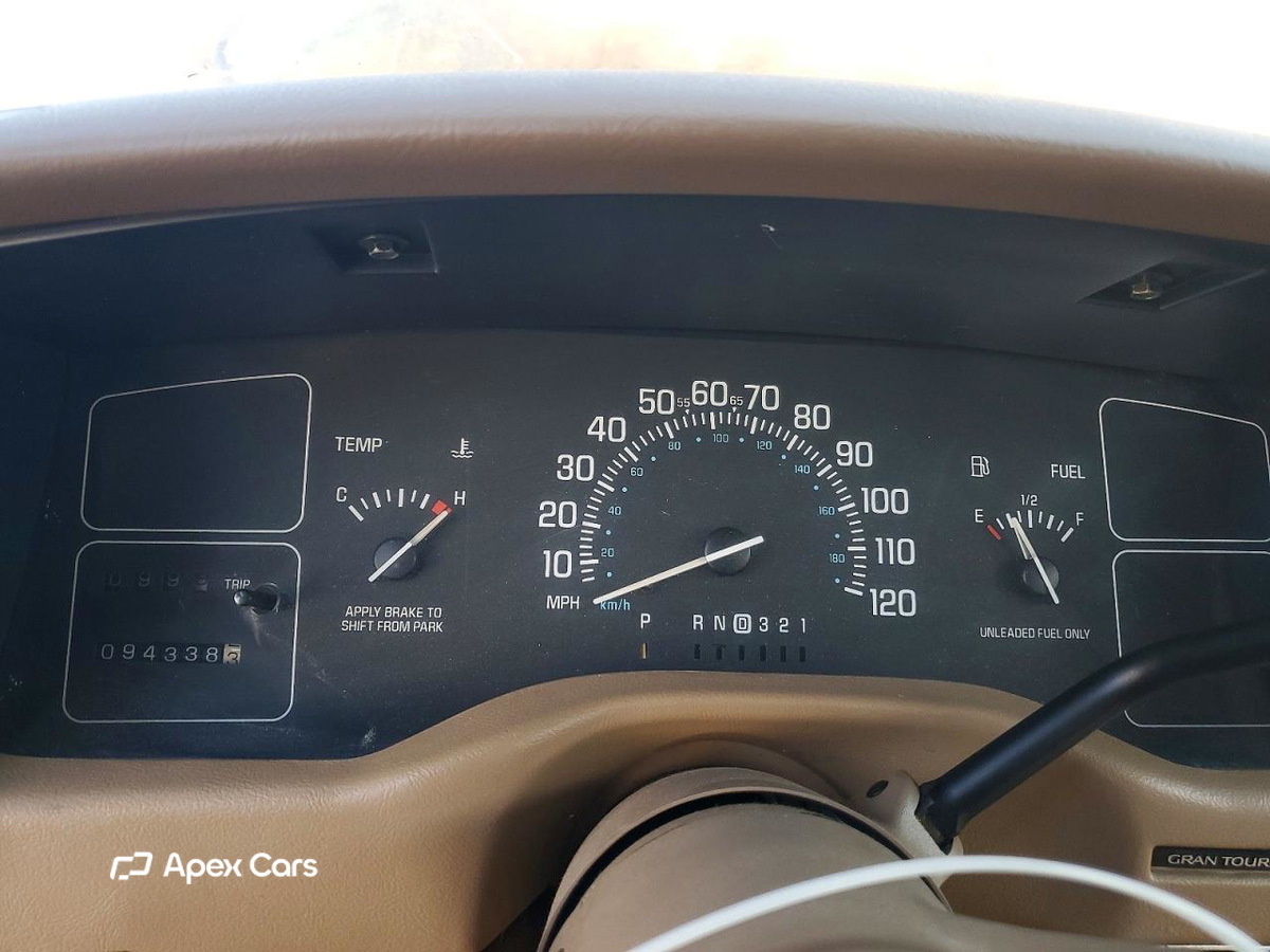 Buick Roadmaster 1995