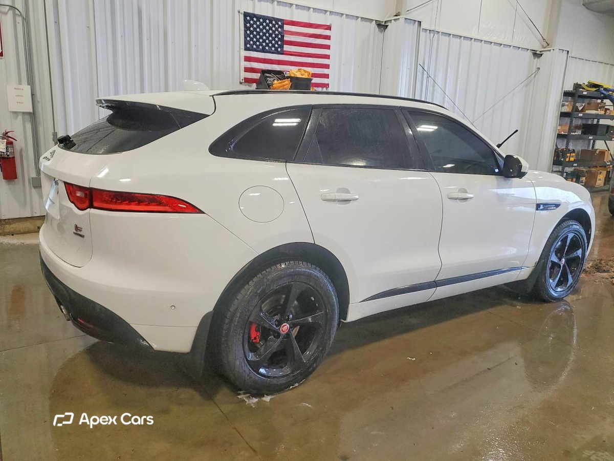 Jaguar F-Pace 2017