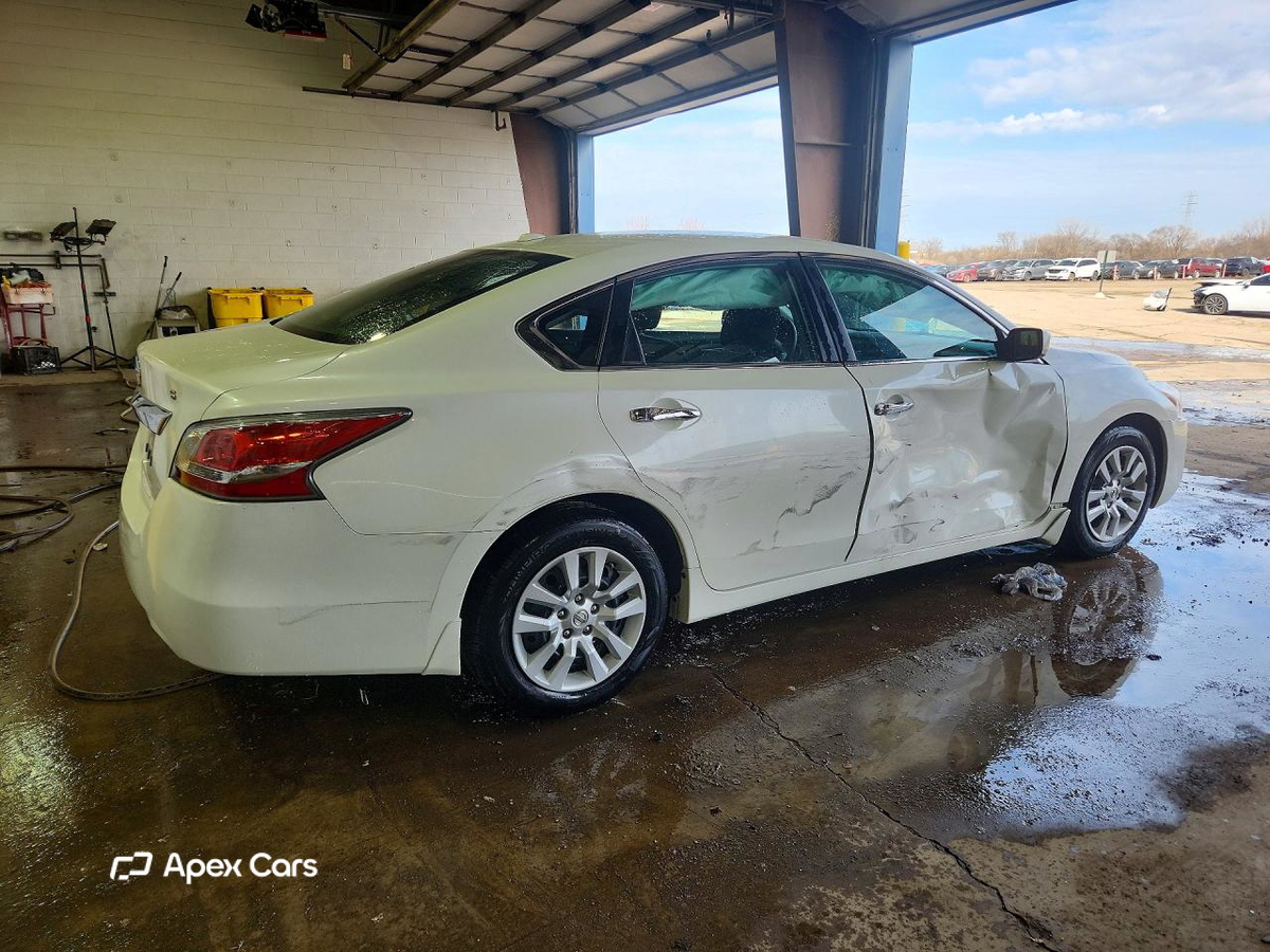 Nissan Altima 2015