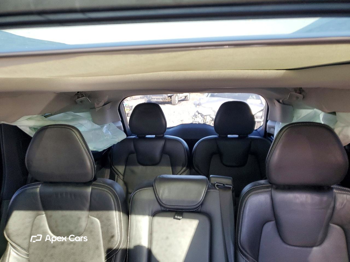 Volvo XC90 2016