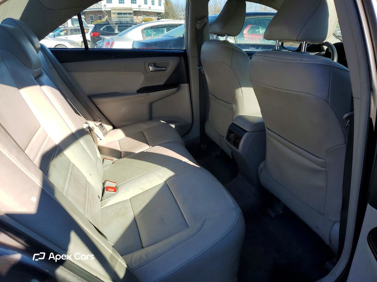 Toyota Camry 2017