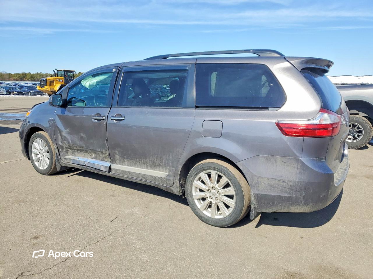 Toyota Sienna 2017