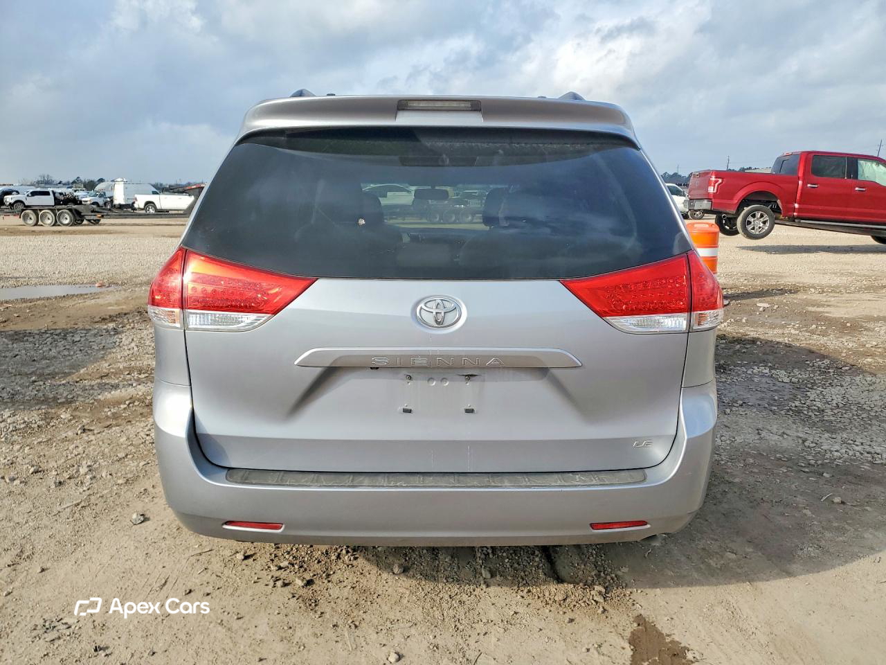 Toyota Sienna 2011
