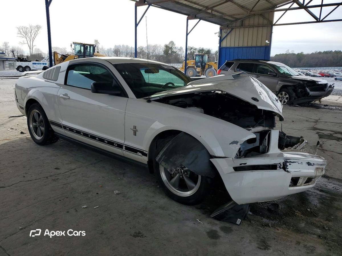 Ford Mustang 2006