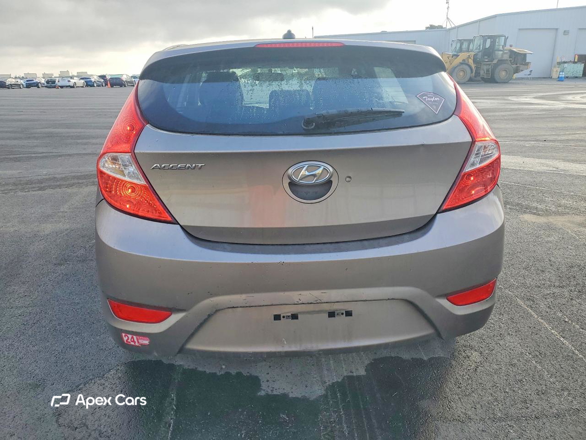 Hyundai Accent 2013
