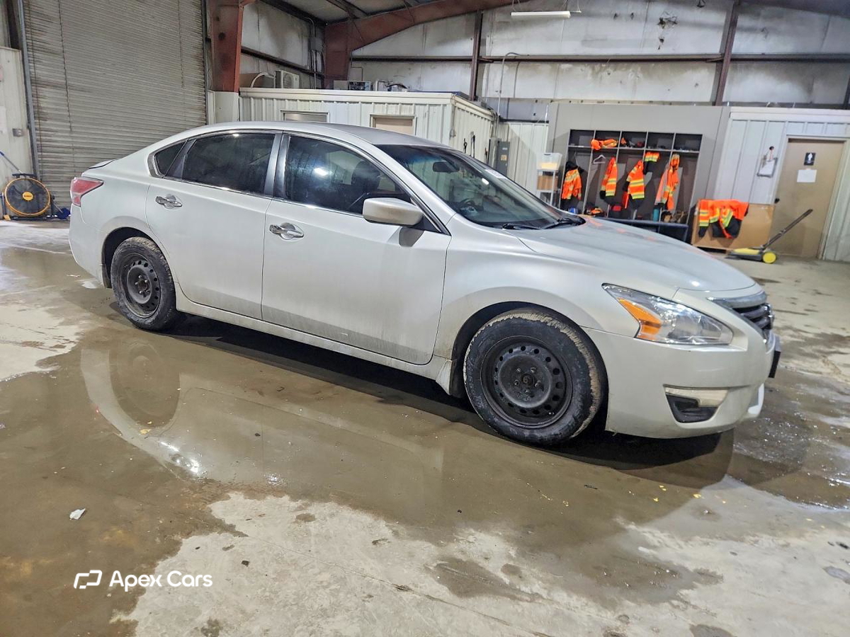 Nissan Altima 2015