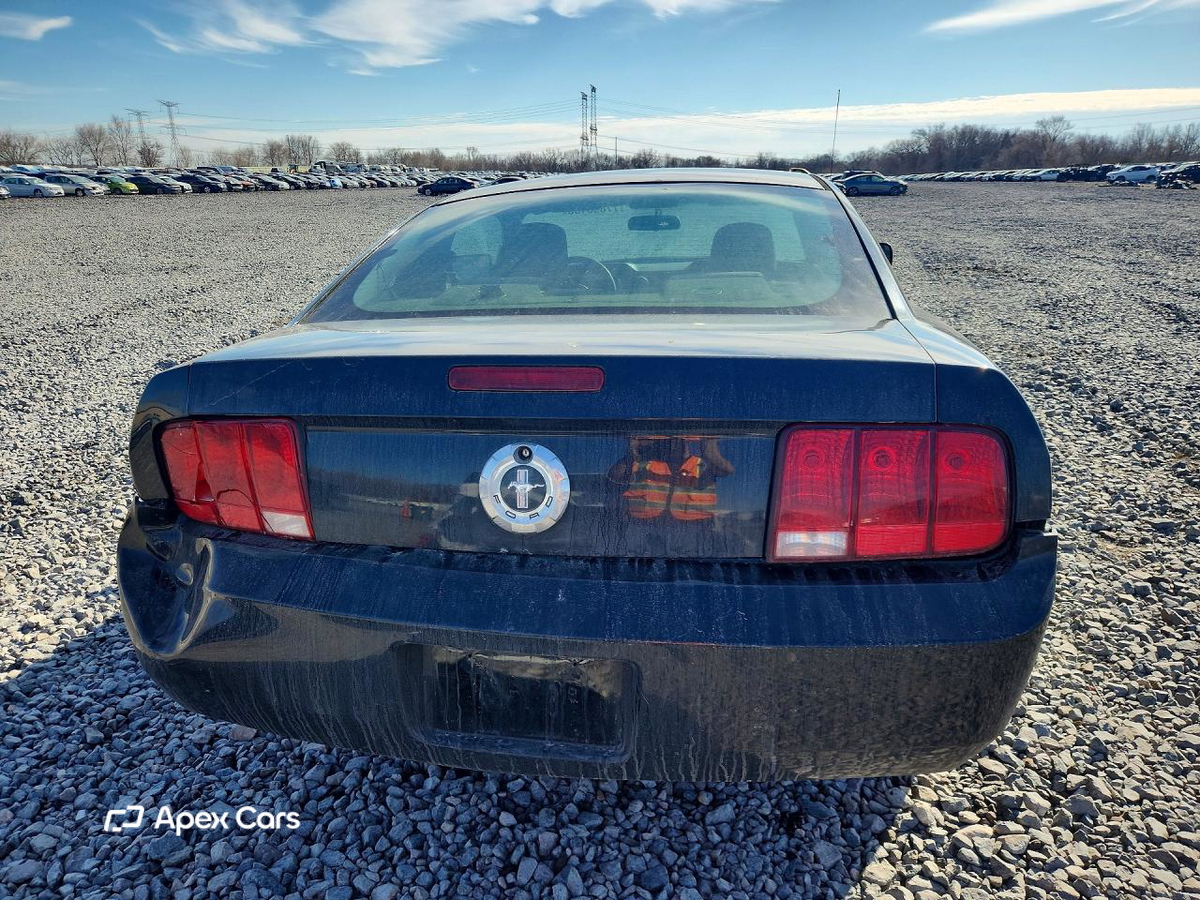 Ford Mustang 2007