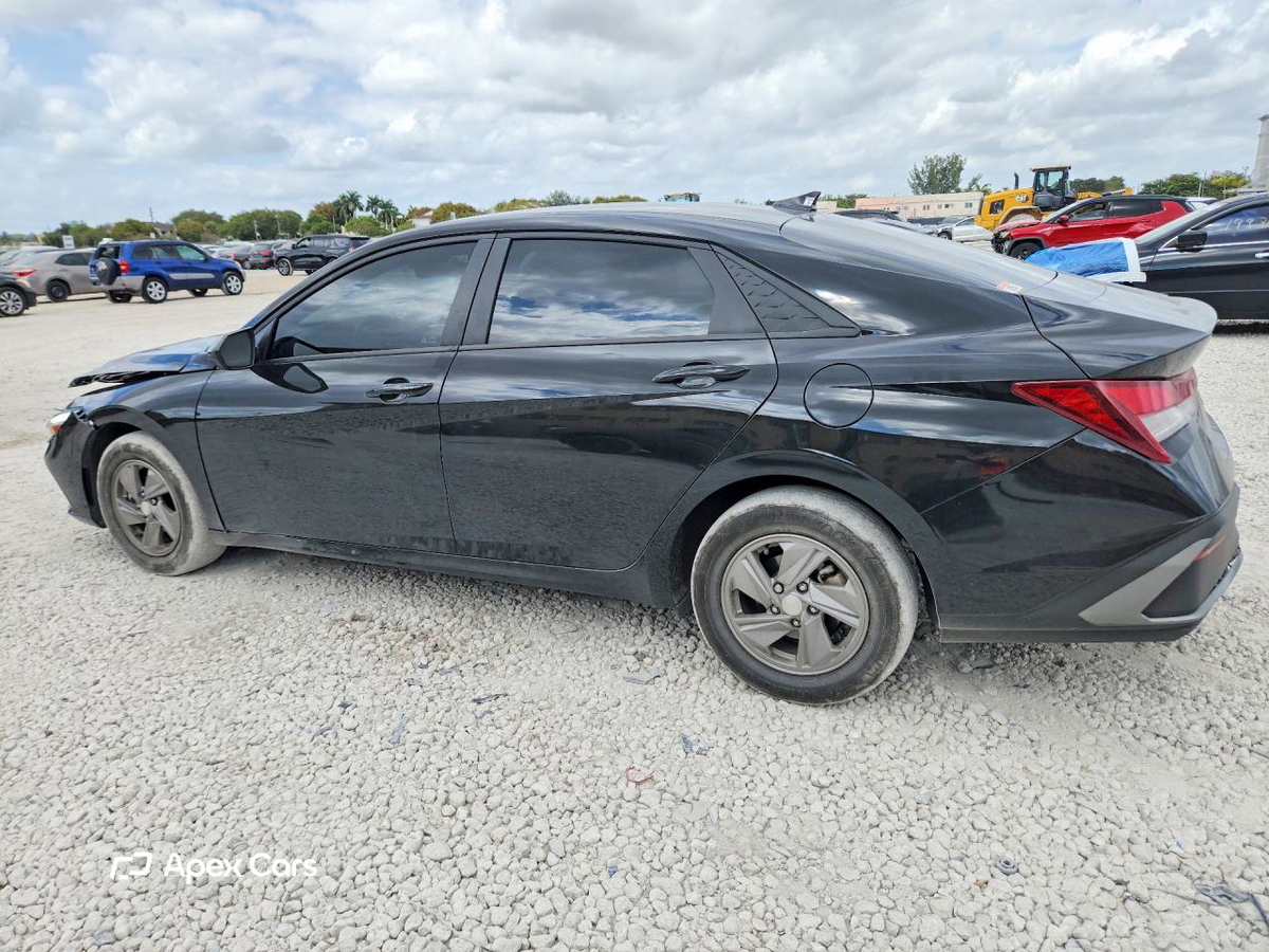 Hyundai Elantra 2025