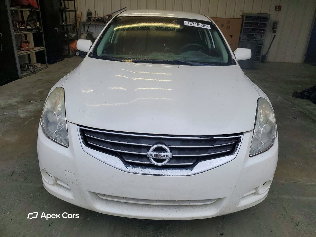 Nissan Altima 2011