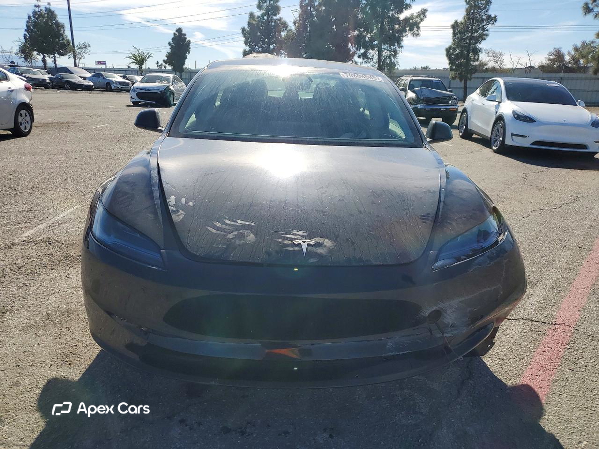 Tesla Model 3 2025